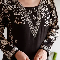 Anouk Black Floral Printed Thread Work A-Line Kurta With Trouser & Dupatta image 3