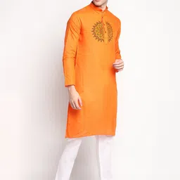 DEVOILER Ethnic Motifs Printed Mandarin Collar Regular Kurta with Pyjamas image 3