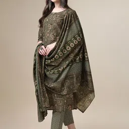 Berrylicious Ethnic Motifs Printed Regular Kurta with Trousers & With Dupatta image 3