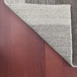 saraswatii global White & Charcoal Rectangular Hand-Tufted Carpet image 3