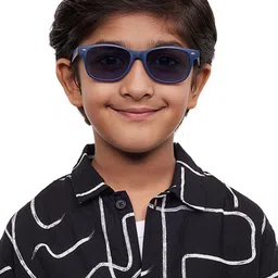 Hooper Kids Rectangle Sunglasses With UV Protected Lens image 3