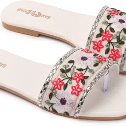 Women Flats Sandal-image-68