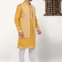 Jompers Ethnic Motifs Embroidered Regular Kurta with Pyjamas image 5