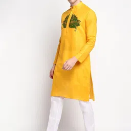 DEVOILER Ethnic Motifs Printed Regular Kurta with Pyjamas image 5