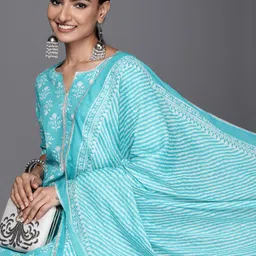 Libas Women Blue Floral Printed Pure Cotton Kurta with Trousers & Dupatta-image-12