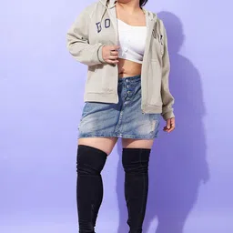 SASSAFRAS Curve Plus Size Typography Printed Mock Collar Faux Fleece Bomber Jacket image 4
