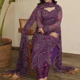 OneWe Bandhani Printed Regular Silk Chiffon Kurta With Churidar & Dupatta image 4
