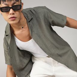 Campus Sutra Green Comfort Relaxed Fit Textured Embroidered Casual Shirt-image-84
