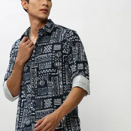 SHOWOFF Smart Slim Fit Geometric Opaque Printed Cotton Casual Shirt-image-40