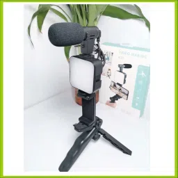 onbot Video Vlogging Kit with Microphone Light Tripod Phone Holder Tripod image 2