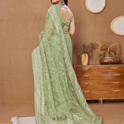 VAIRAGEE Embellished Sequinned Net Saree image 4