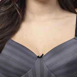 Docare Bra Full Coverage Lightly Padded image 3