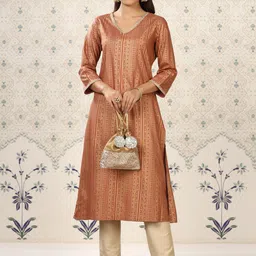 Ode by House of Pataudi Rust Geometric Printed V-Neck Three-Quarter Sleeve Kurta-image-97