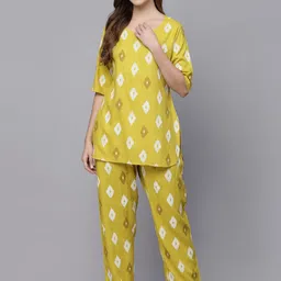Stylum Lime Green & White Geometric Printed Night Suit-18