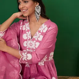 Sangria Floral Embroidered V-Neck A-Line Kurta With Trousers & Dupatta-18