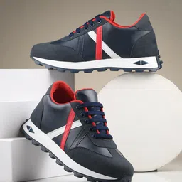 The Roadster Lifestyle Co. Men Colorblocked Running Sports Shoes-18