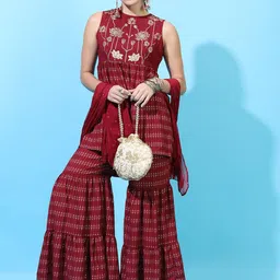 Vishudh Women Red Floral Embroidered Panelled Kurti with Sharara & With Dupatta-image-27
