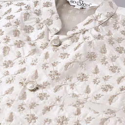 SOJANYA PLUS Woven Design Regular Kurta With Pyjamas & With Embroidered Nehru Jacket image 4