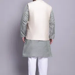 SOJANYA PLUS Woven Design Regular Kurta with Pyjamas image 3