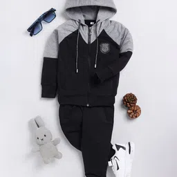 carrydreams Boys Colourblocked Hooded T-shirt with joggers-image-80