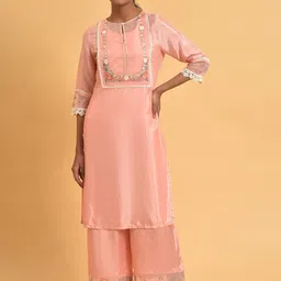 W Plus Size Keyhole Neck Floral Yoke Design Thread Work Kurta-picture-20