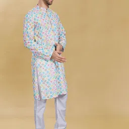 DIVISIVE Geometric Embroidered Mandarin Collar Slim Fit Straight Kurta-image-75