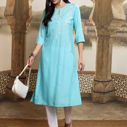 Vishudh Floral Embroidered Keyhole Neck Thread Work Straight Kurta-picture-13