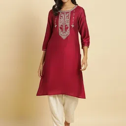 W Floral Yoke Design Thread Work Straight Kurta-picture-25