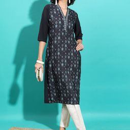 Vishudh Women Black Geometric Flared Sleeves Thread Work Kurta-image-34