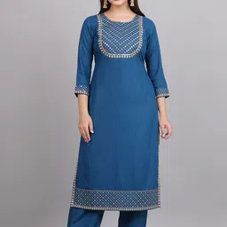 NEW4U Sequinned Embroidered Round Neck Straight Kurta-image-35