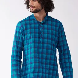 VASTRAMAY Men Blue Checked Thread Work Handloom Kurta-picture-2