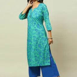 Rangriti Floral Printed Notched Neck Gotta Patti Straight Kurta-44