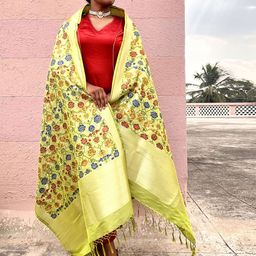 Chidiyaa Floral Banarasi Woven Design Zari Detailed Pure Silk Dupatta-image-41