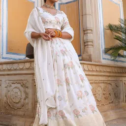 EverBloom Ethnic Motifs Printed Ready to Wear Lehenga & Blouse With Dupatta-image-21