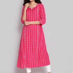 AURELIA Women Pink Printed Anarkali Kurta-23
