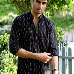 Shasak Ethnic Motif Printed Cotton Short Kurta-picture-30