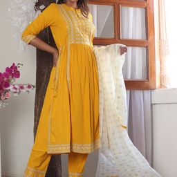 TOULIN Ethnic Motifs Embroidered Empire Kurta With Palazzos & Dupatta image 2