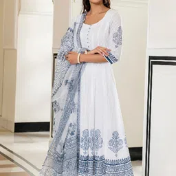 EverBloom Abstract Self Design Anarkali Dobby Pure Cotton Kurta with Trousers & Dupatta image 3