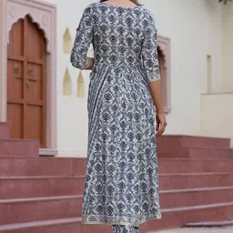TOULIN Floral Printed Flared Kurta With Palazzos & Dupatta image 4