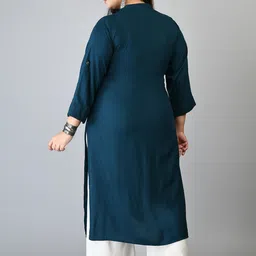 PrettyPlus by Desinoor.com Women Plus Size Kurta image 5
