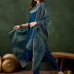 Sangria Teal Floral Embroidered Regular Anarkali Kurta With Trouser With Dupatta image 3