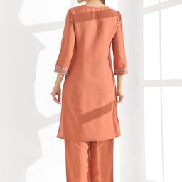 Anouk Floral Embroidered Regular Thread Work Kurta With Trousers & Dupatta image 5