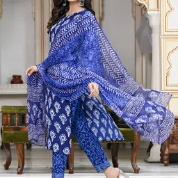 gosriki KALINI Ethnic Motifs Printed Regular Kurta With Trousers & Dupatta image 5