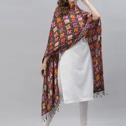 Stylum Geometric Printed Dupatta image 3