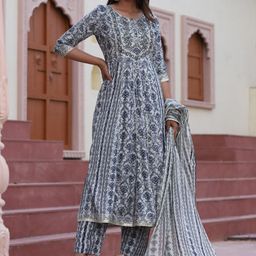 TOULIN Floral Printed Flared Kurta With Palazzos & Dupatta image 5