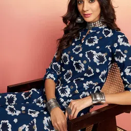 Sangria Floral Printed Cotton A-Line Kurta-picture-25