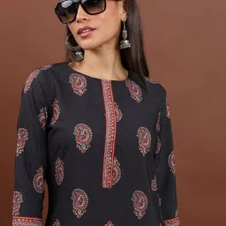 Vishudh Ethnic Motifs Printed Boat Neck Kurta-image-94