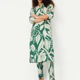 max Women-52