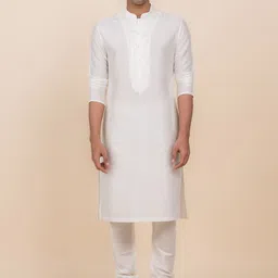 Tasva Mandarin Collar Ethnic Motifs Embroidered Straight Kurta with Churidar-image-28
