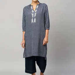 Modern Indian by CHEMISTRY Printed Kurta with Palazzos-picture-36